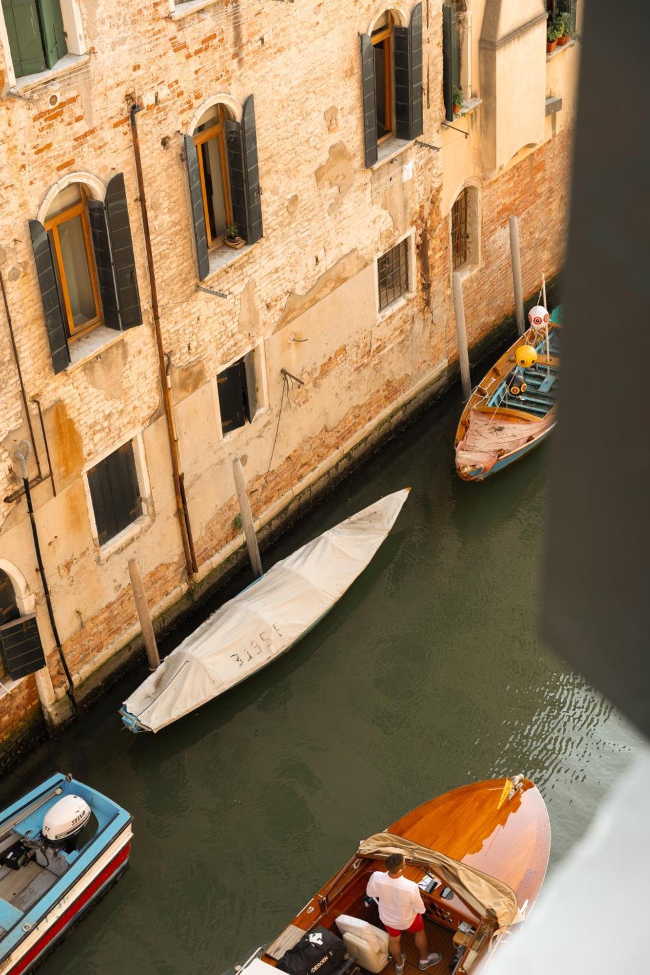 Combo Venezia Hostel Exterior photo